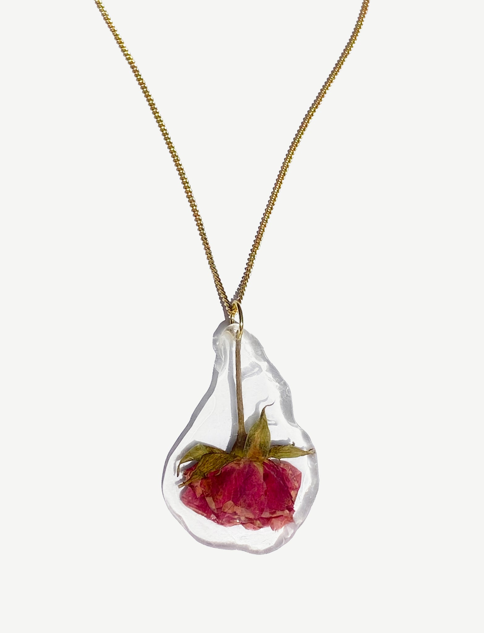 Rosa Pendant Necklace