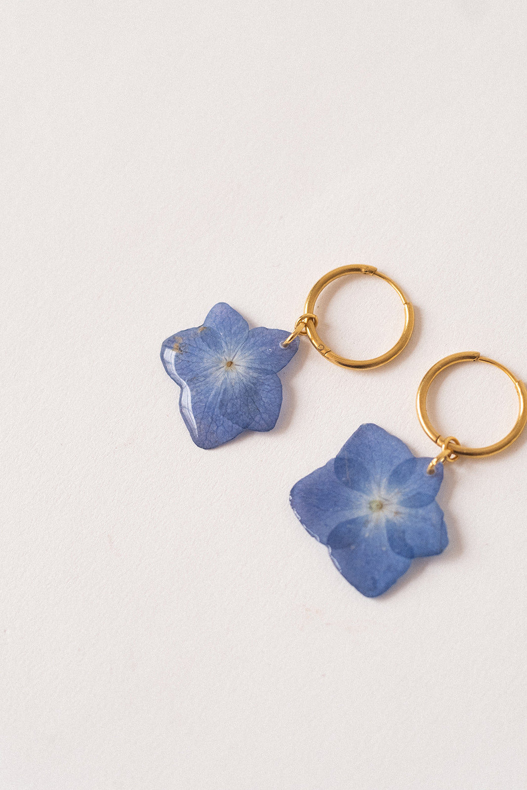 Hortensia earring · Blue